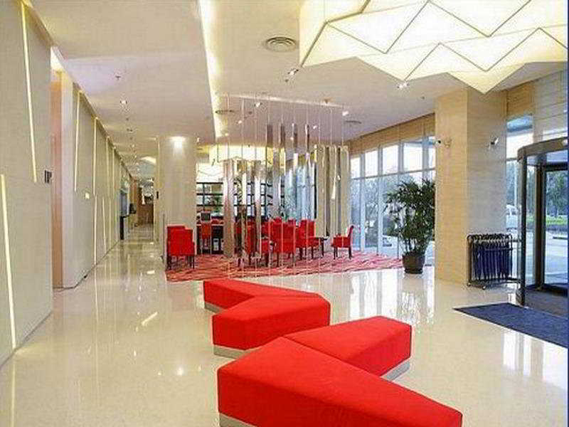 Express Meilong Hotel 3*